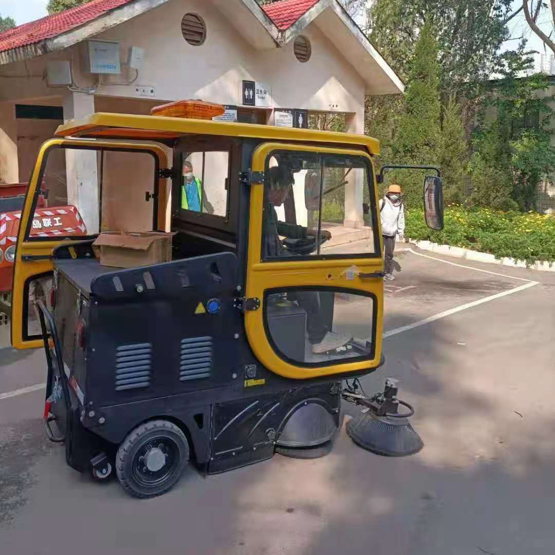 云南昆明寶來潔交機(jī)格美S6駕駛室掃地車電動掃地車?yán)ッ鲌A通山動物園交機(jī)培訓(xùn)