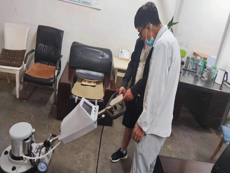 昆明寶來潔D5手推式洗地機(jī)入駐昆明融城優(yōu)郡